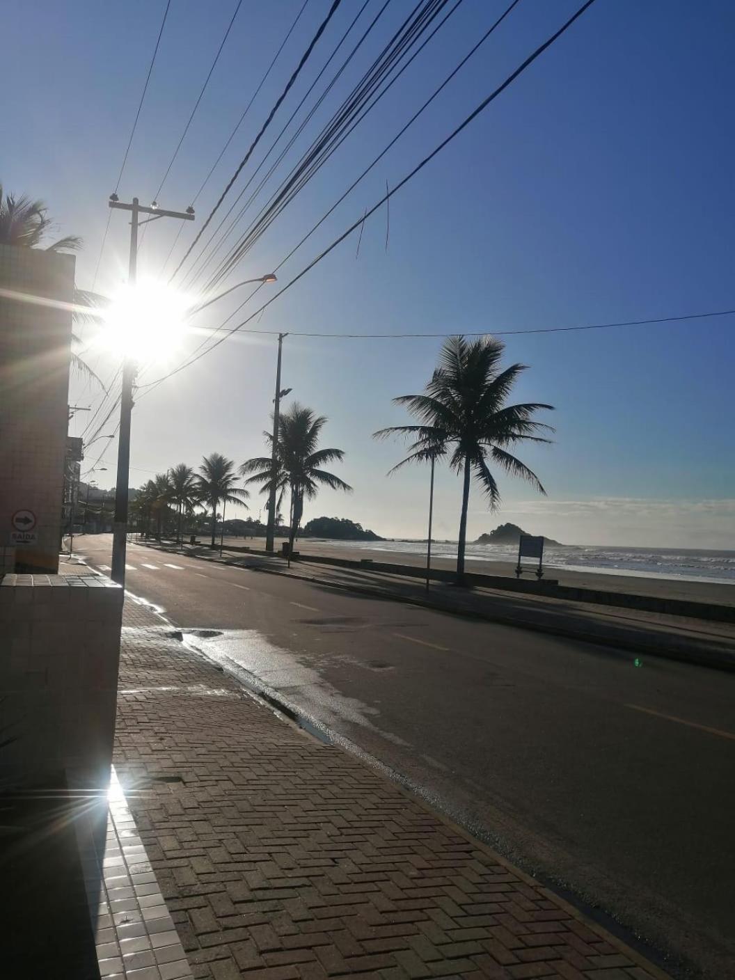 Apartamento, Ampla Sacada Com Vista Para O Mar! Itanhaém Eksteriør billede